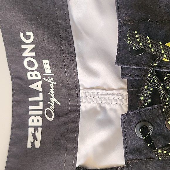 Billabong Swim Stripes Shorts - Picture 8 of 10